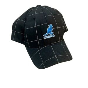 KANGOL Leeds Check FLEXFIT ball hat cap. Size s/m. Excellent,like new condition.